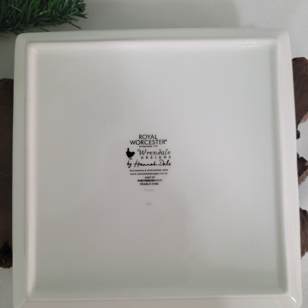 Royal Worcester Wrendale Christmas Fox, Rabbit, Snowman SquarePlate Hannah Dale - Picture 4 of 11